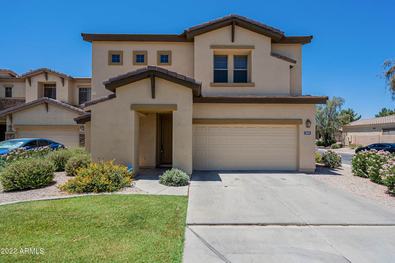 2039 Olive Way - Photo 1