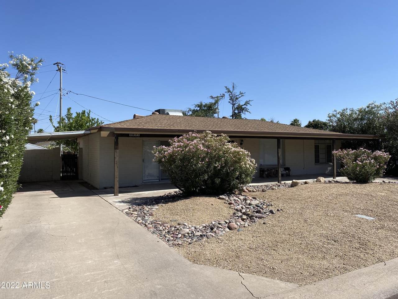 3831 Pueblo Way - Photo 1