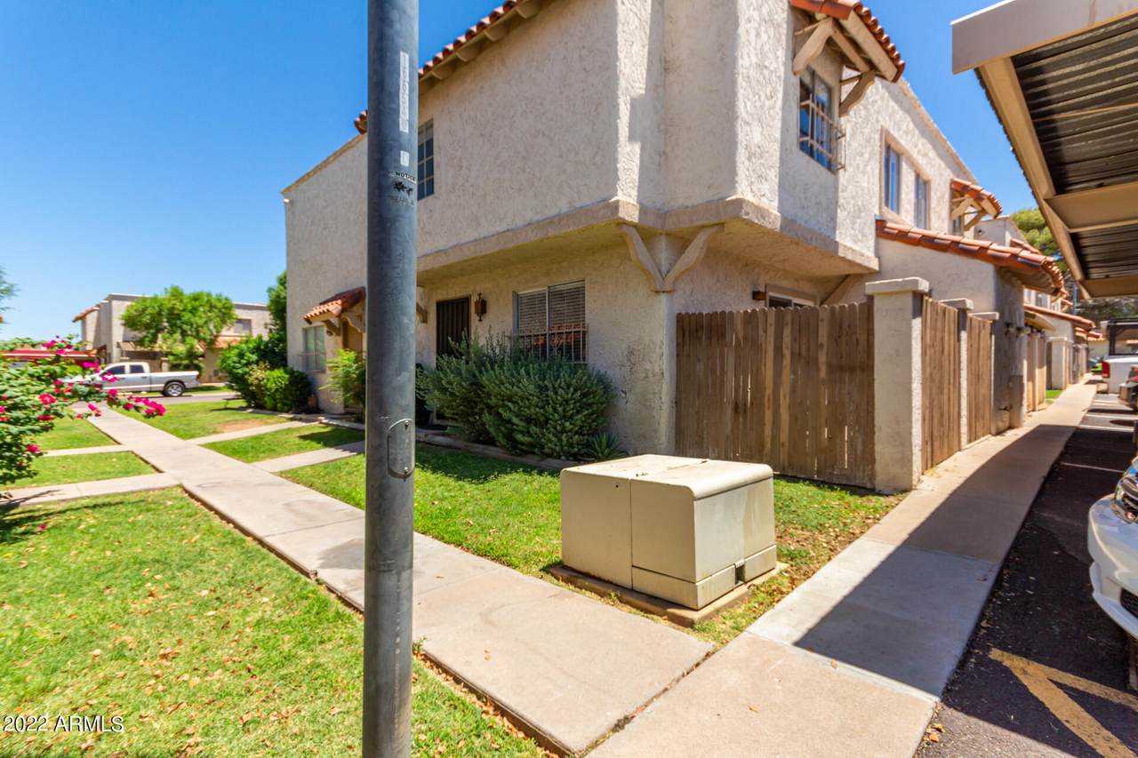 1211 Townley Avenue - Photo 1