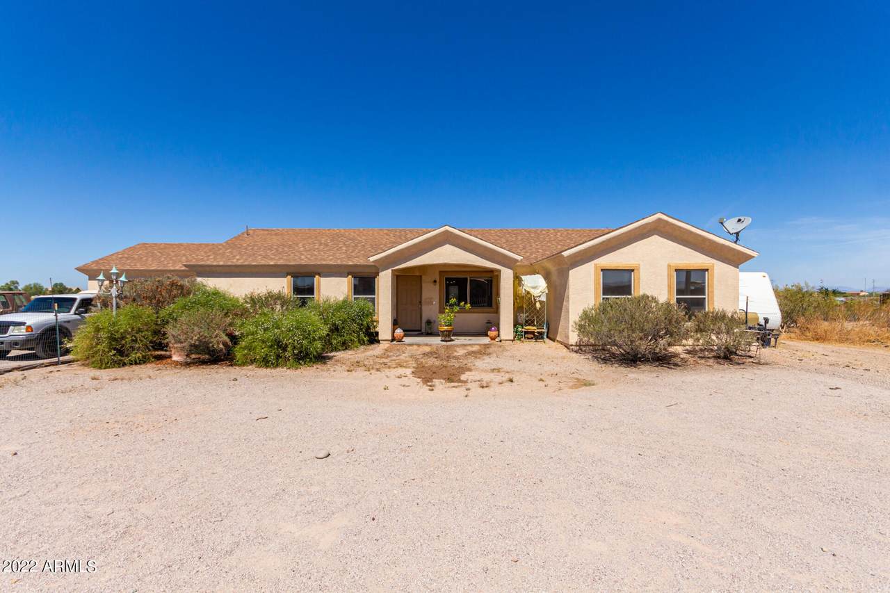 1414 369TH Lane - Photo 1
