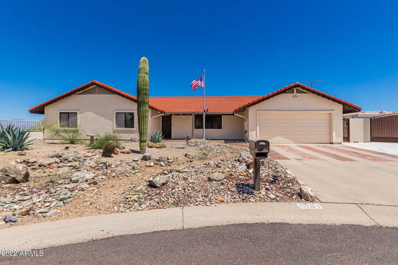 15203 Catalpa Place - Photo 1