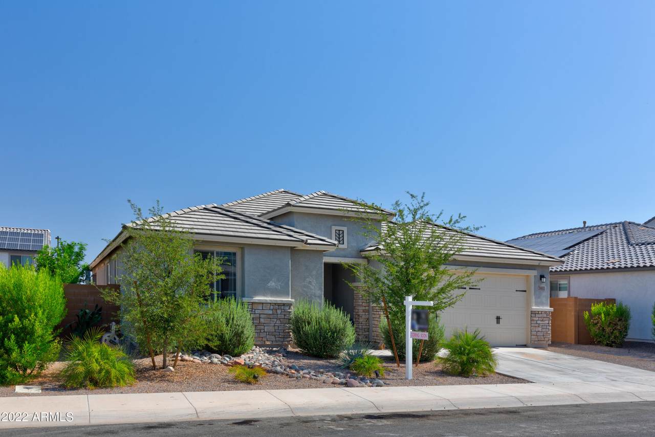 26032 Quail Avenue - Photo 1