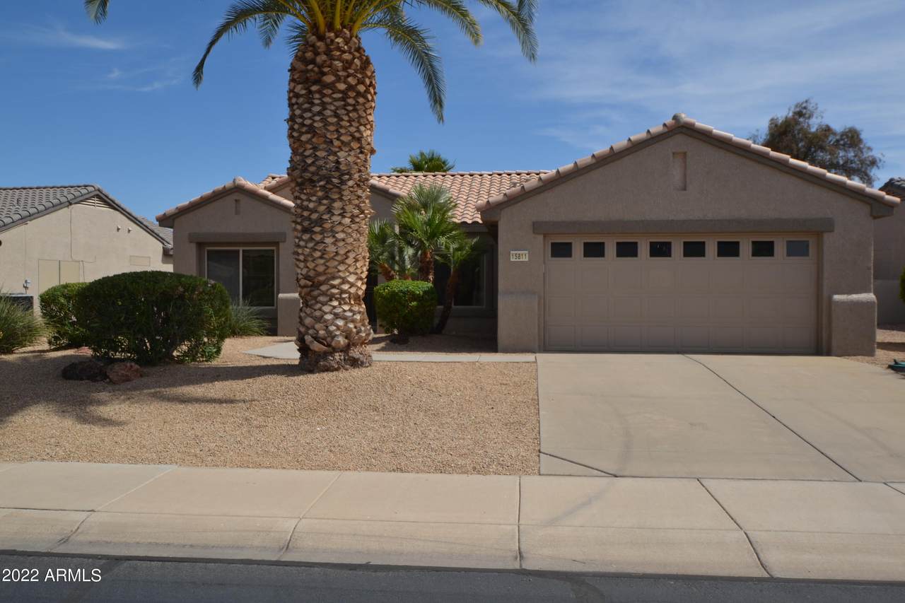 15811 Rosewood Way - Photo 1