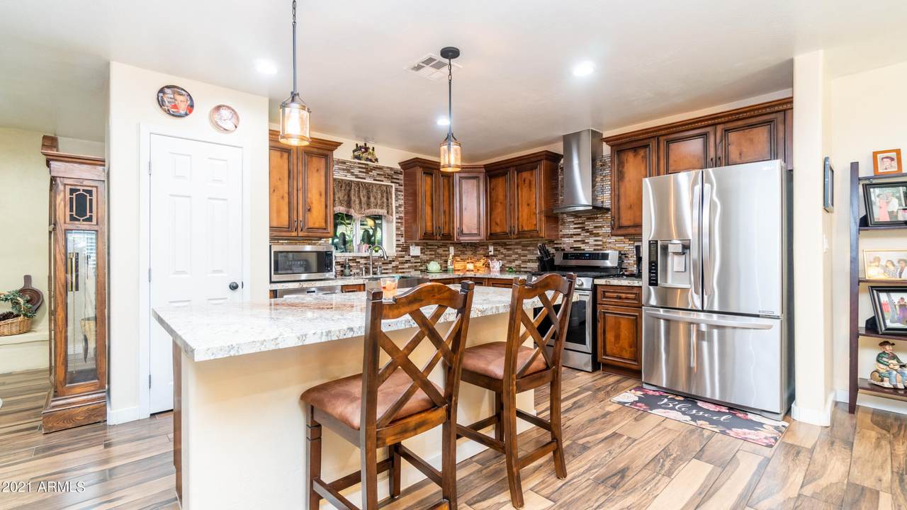 1011 Northern Avenue - Photo 1