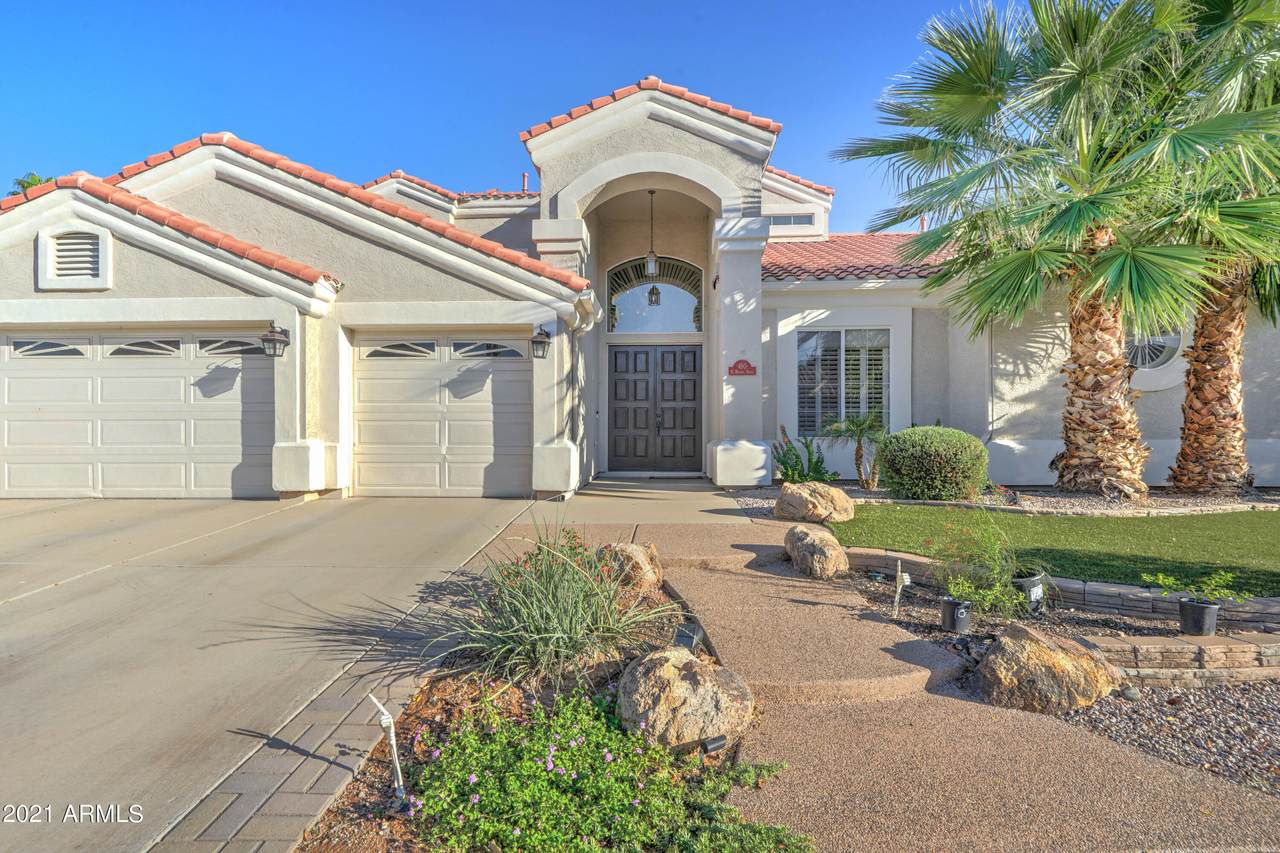 480 Mondel Drive - Photo 1