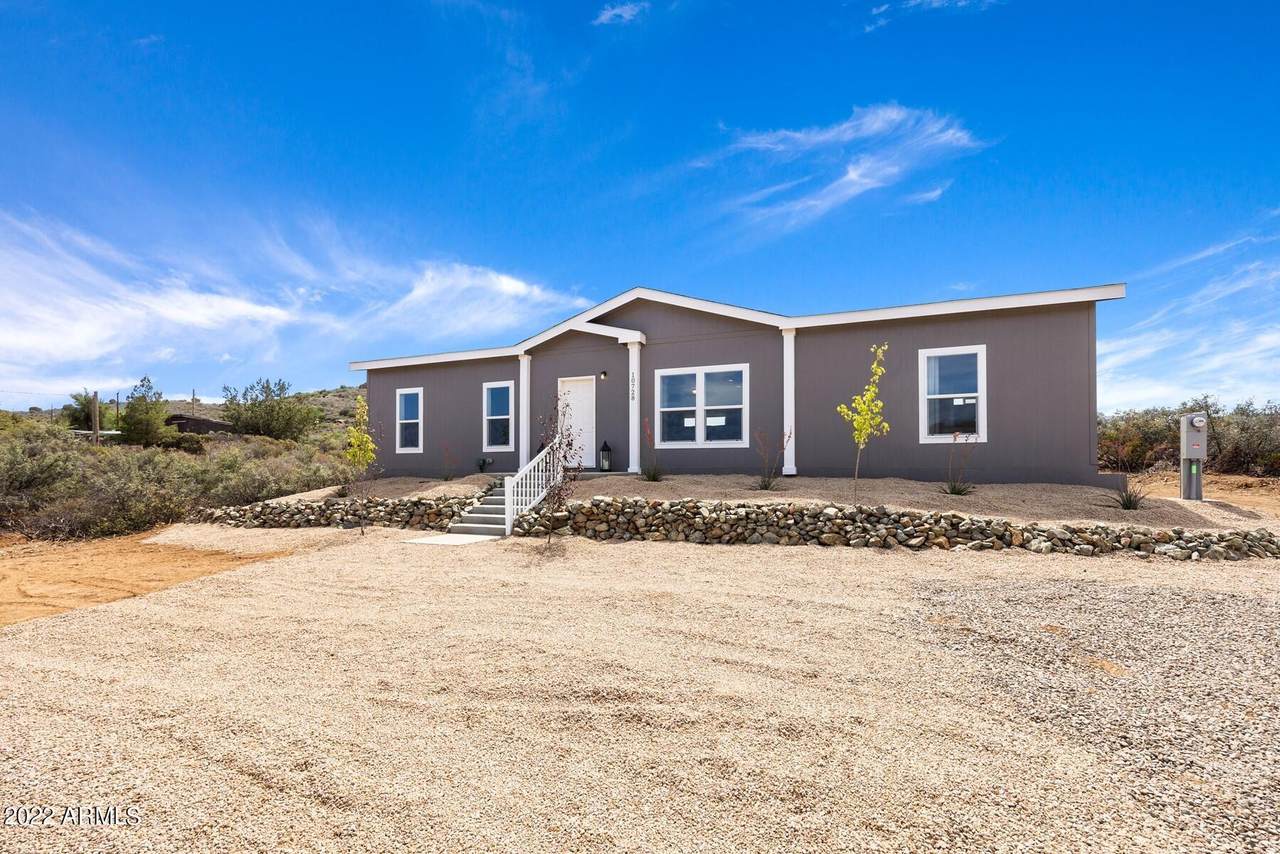 10728 Yucca Drive - Photo 1