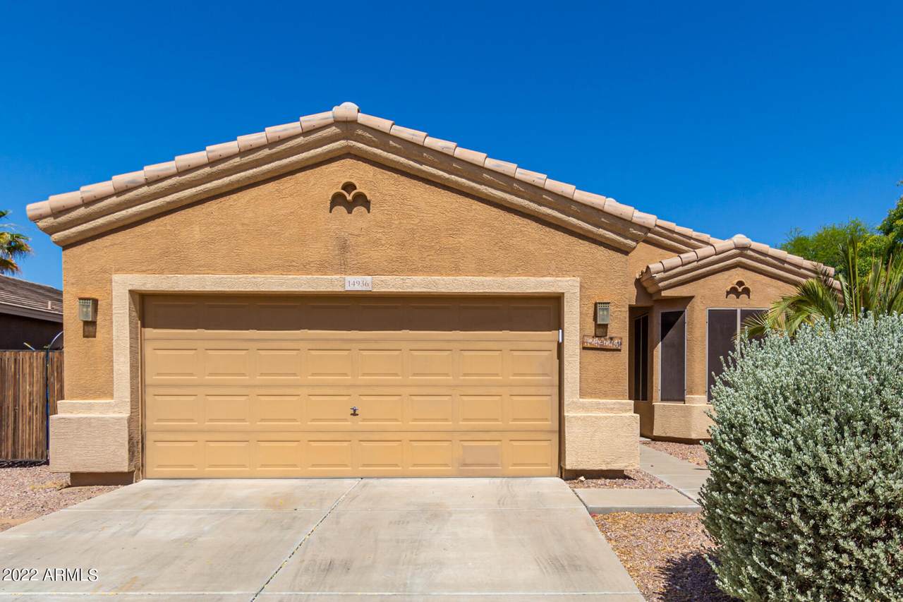 14936 153RD Avenue - Photo 1