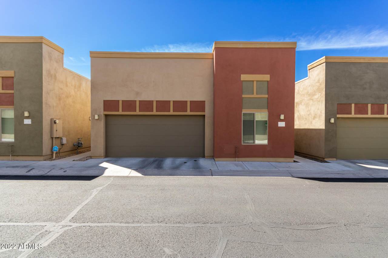 3113 Danbury Road - Photo 1