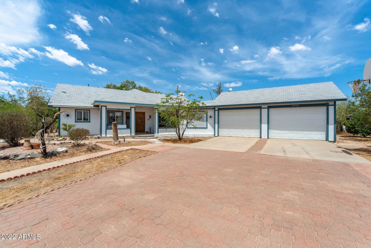 20902 Bradley Road - Photo 1