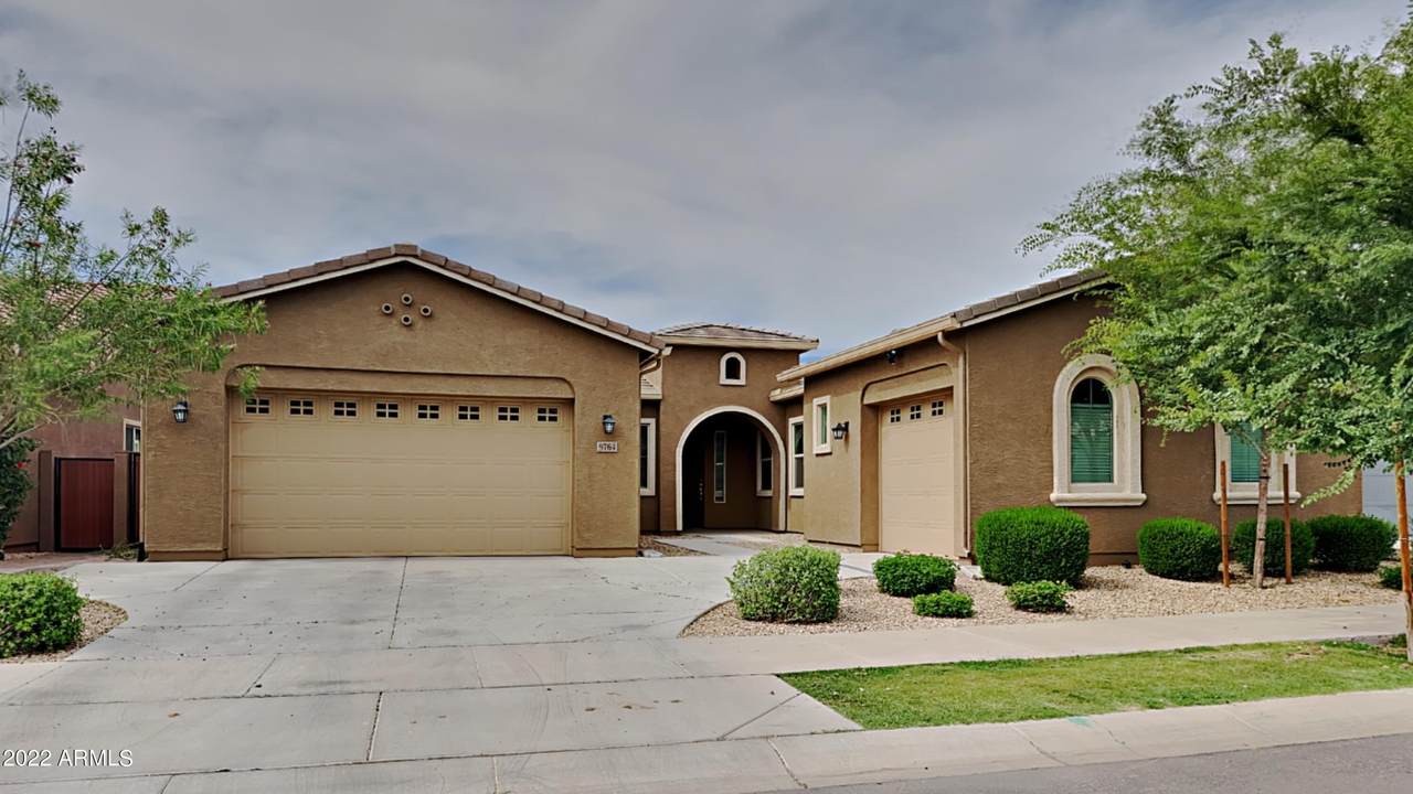 9764 Thornbush Avenue - Photo 1