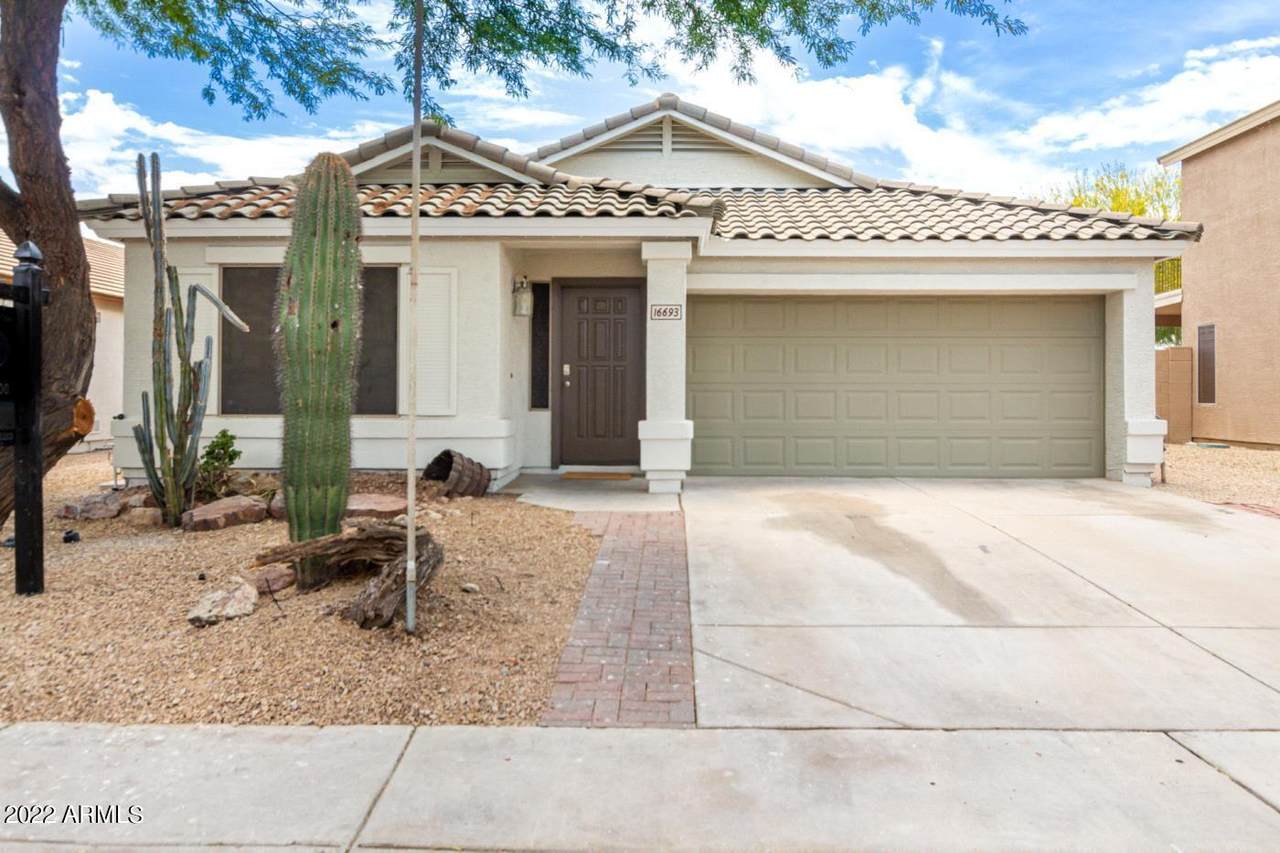 16693 Moreland Street - Photo 1