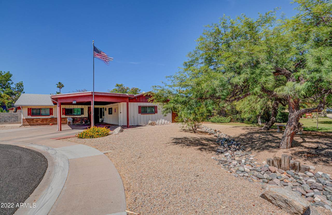 3206 Hearn Road - Photo 1