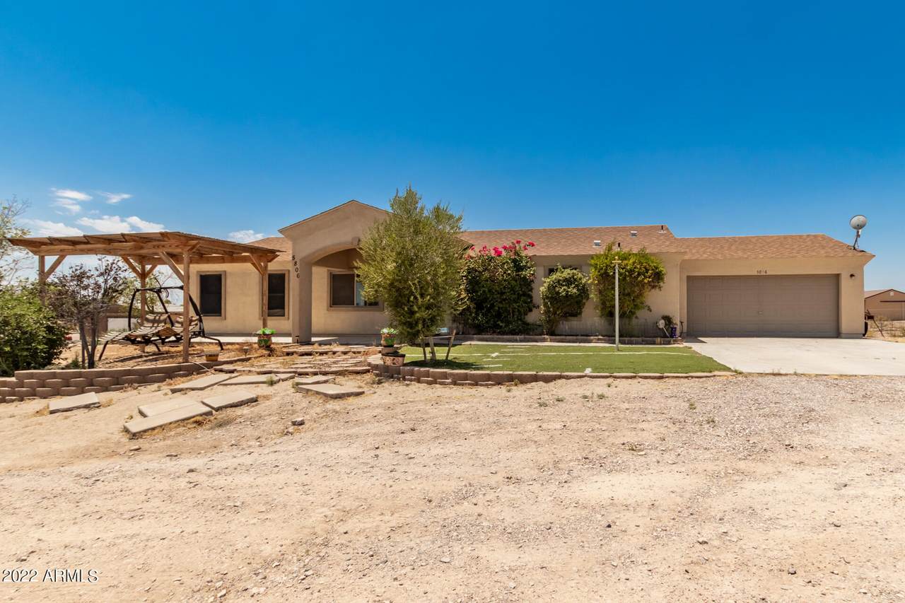 5806 353RD Avenue - Photo 1