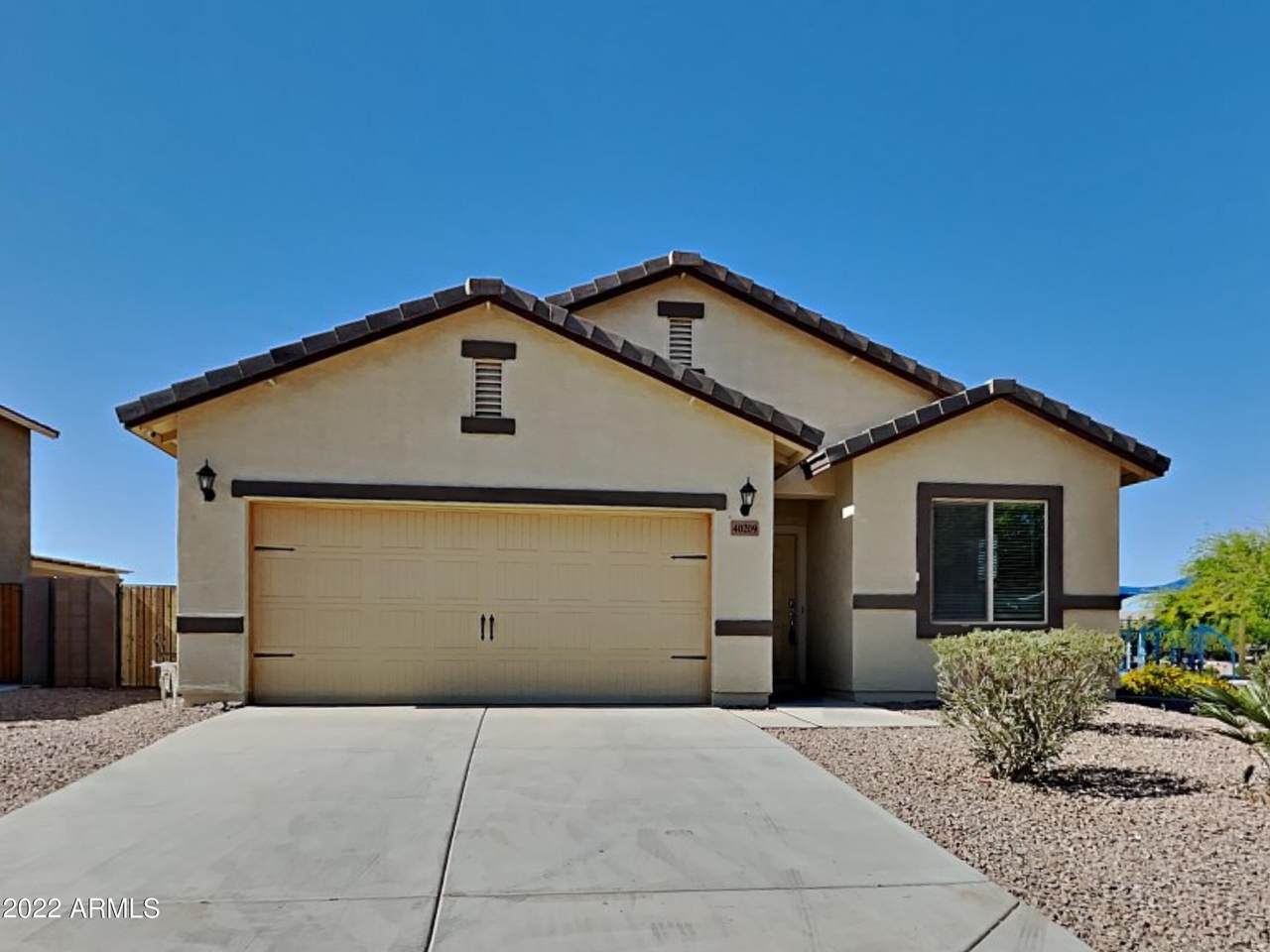 40209 Walker Way - Photo 1