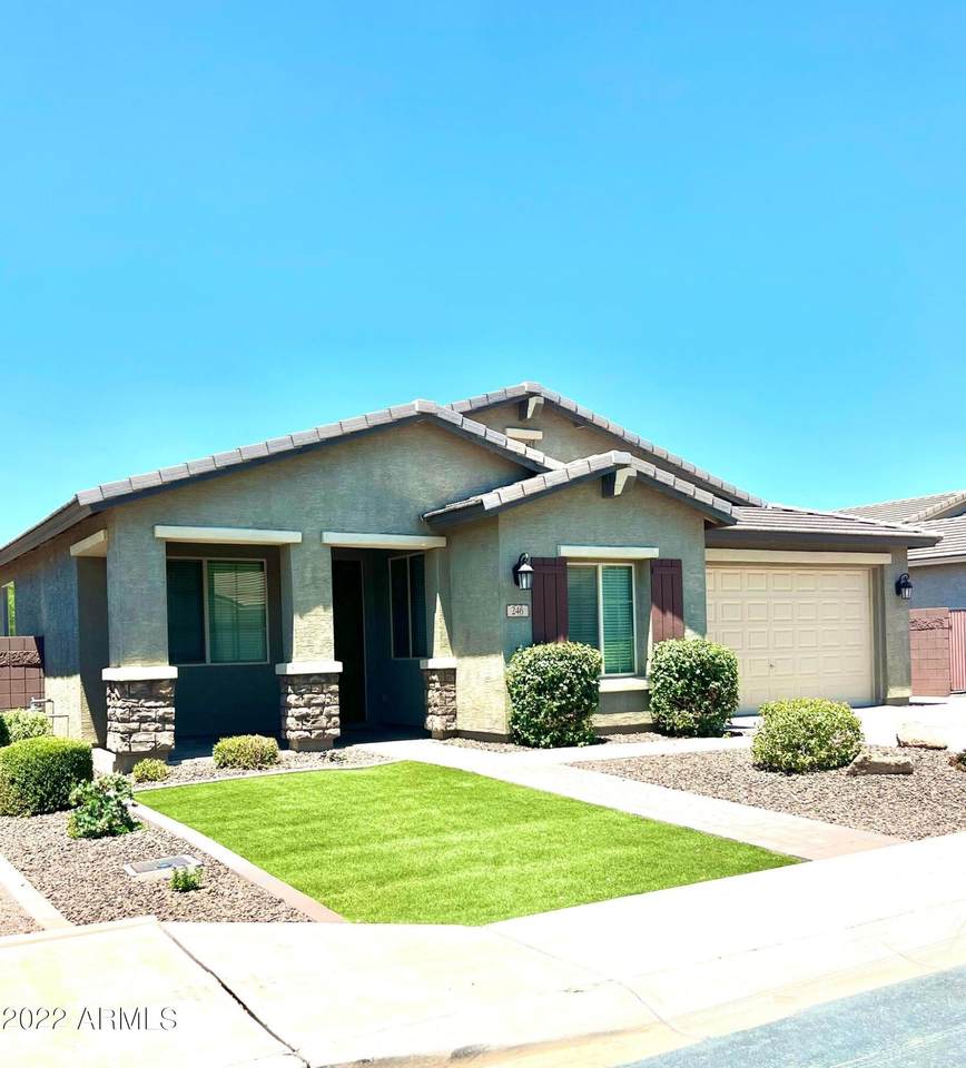 246 White Oak Avenue - Photo 1