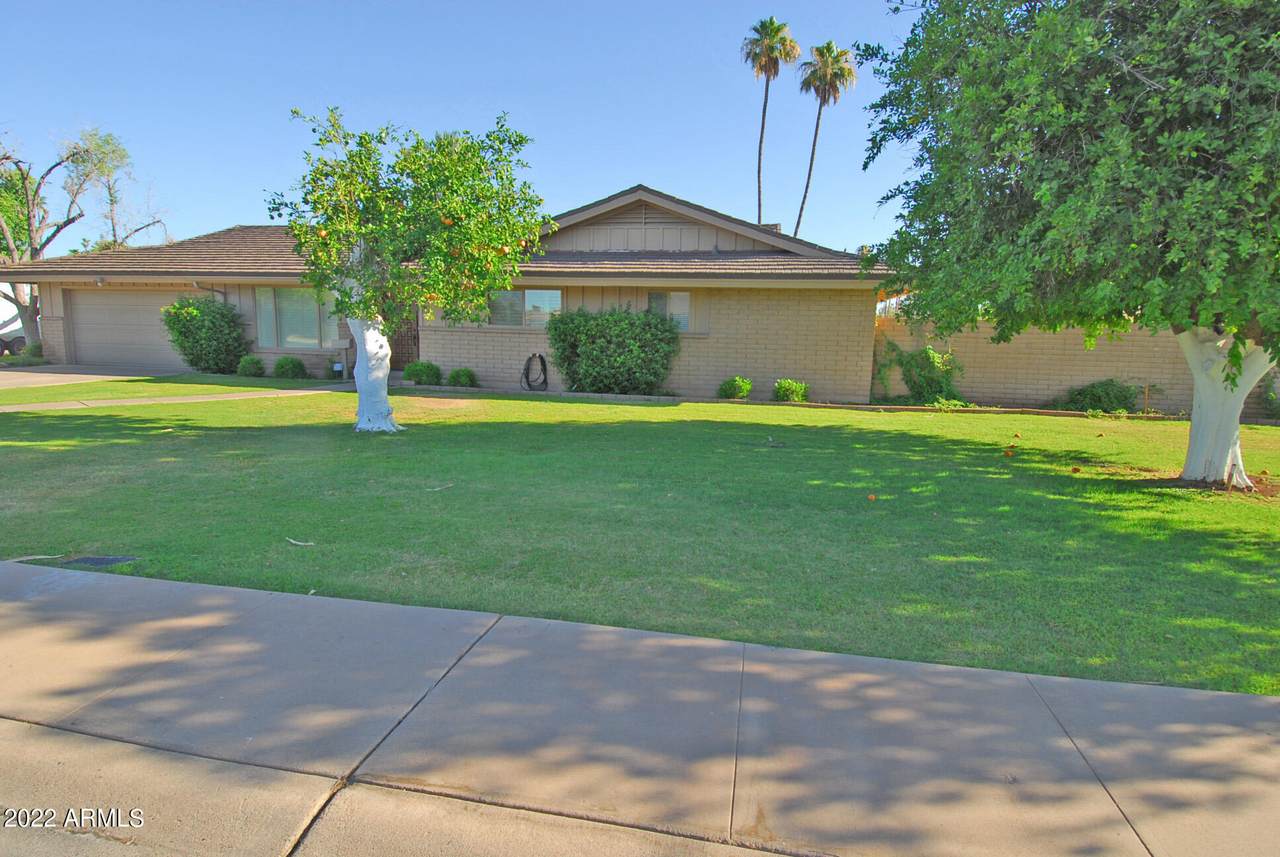 2032 Laguna Drive - Photo 1