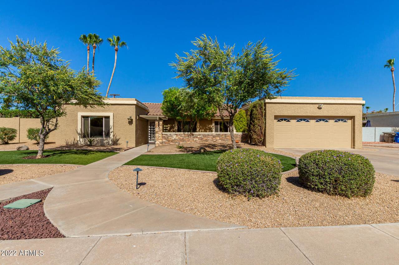 14835 1ST Avenue - Photo 1