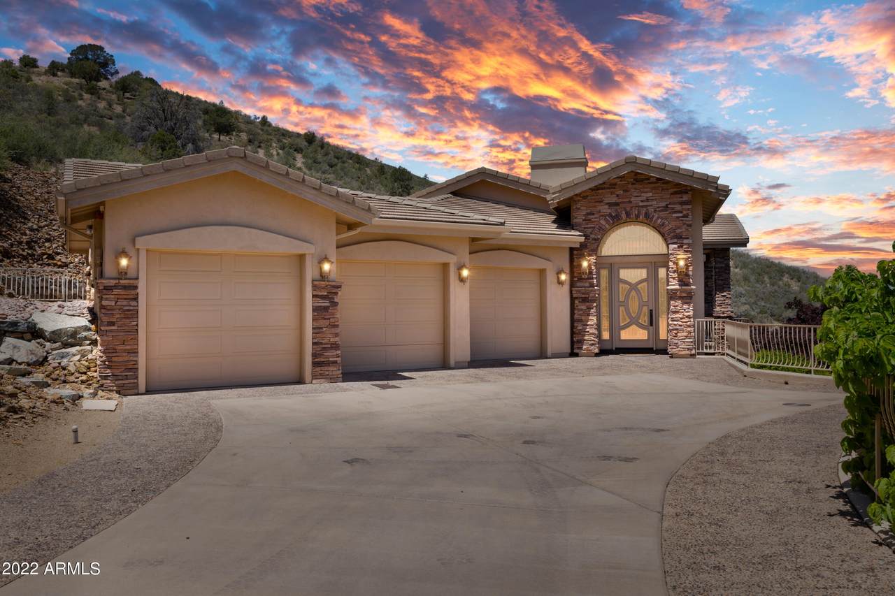 2700 Whispering Way Circle - Photo 1