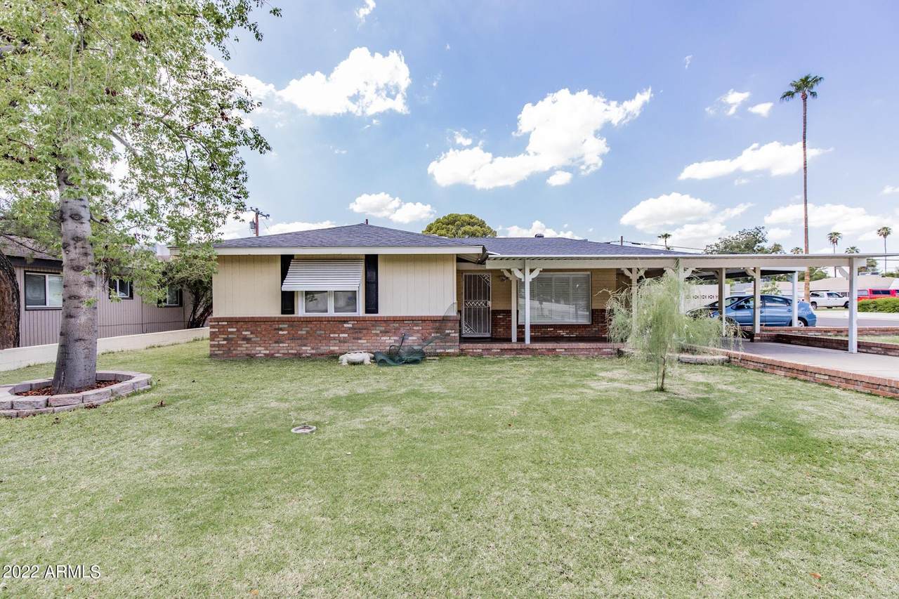 7340 7TH Avenue - Photo 1