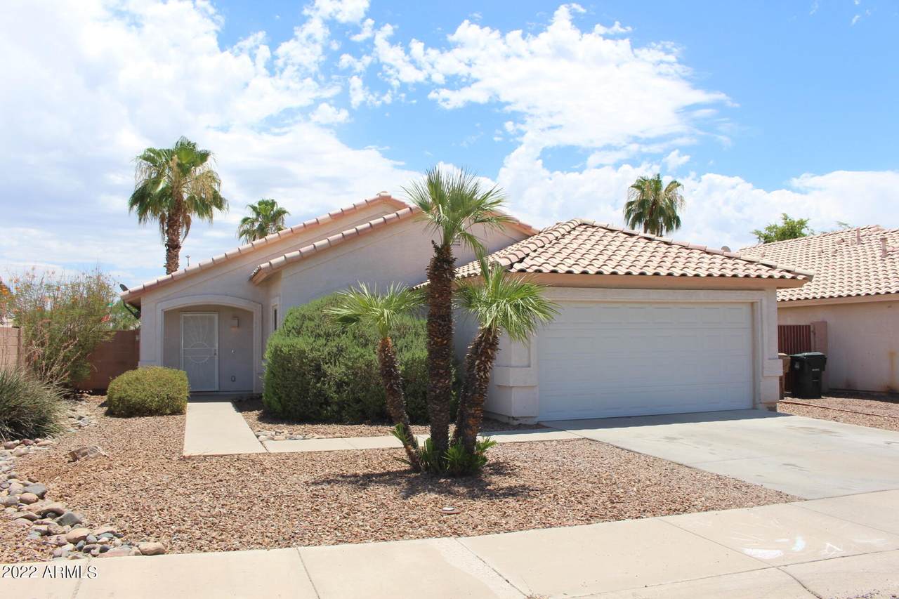 313 161ST Drive - Photo 1