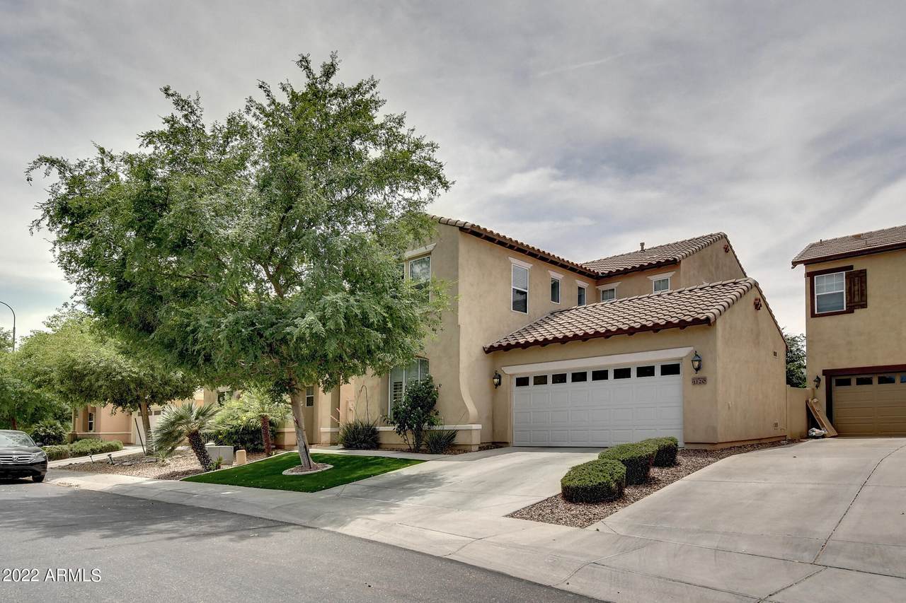 1120 Crosscreek Drive - Photo 1