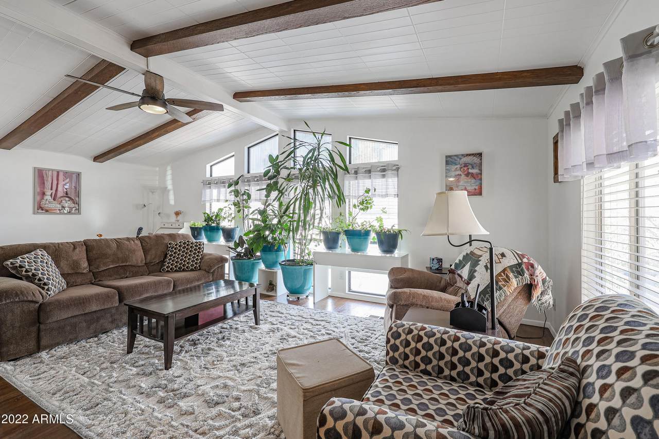 19410 25TH Street - Photo 1