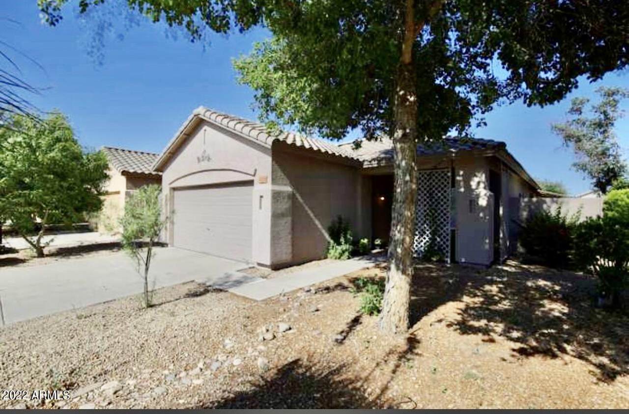 12153 87TH Drive - Photo 1