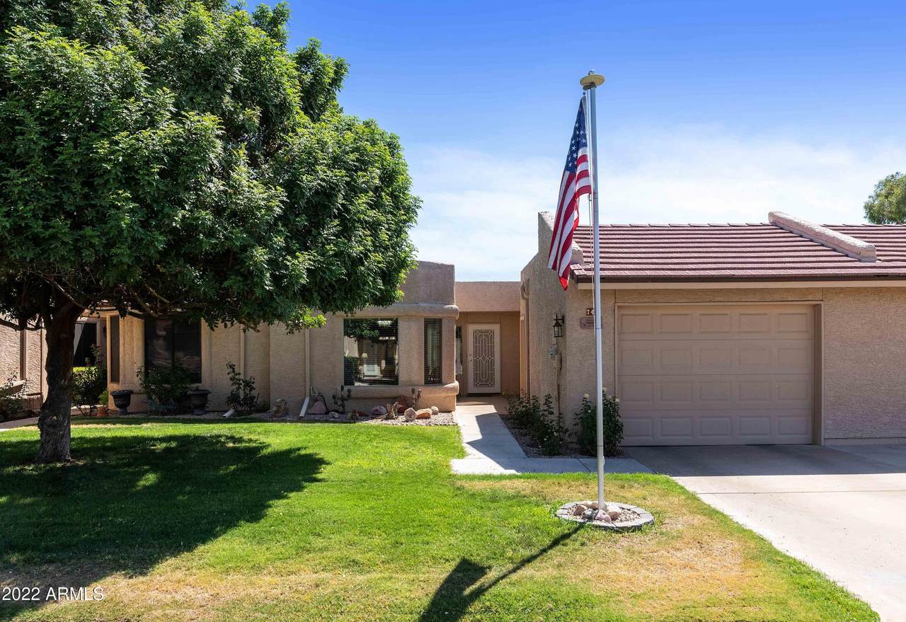 747 Arrowwood Way - Photo 1