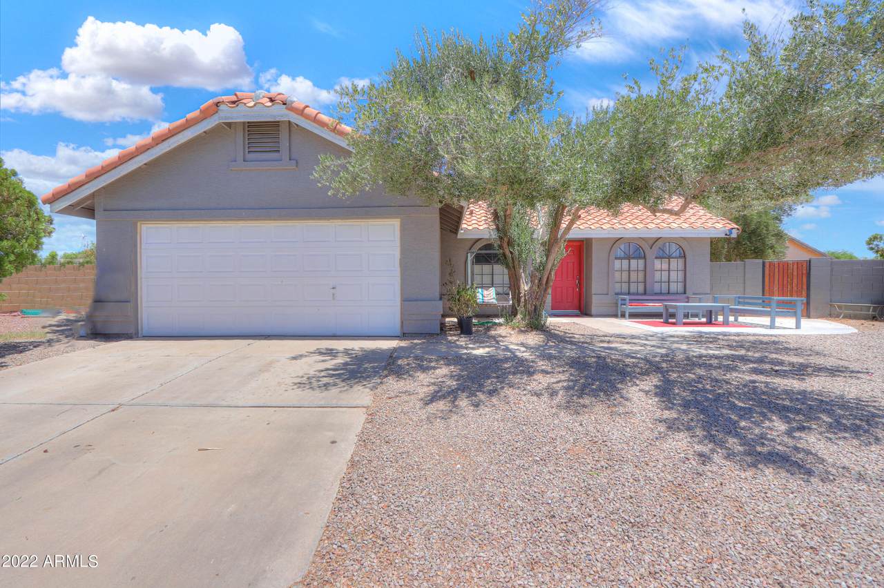 102 Sierra Circle - Photo 1