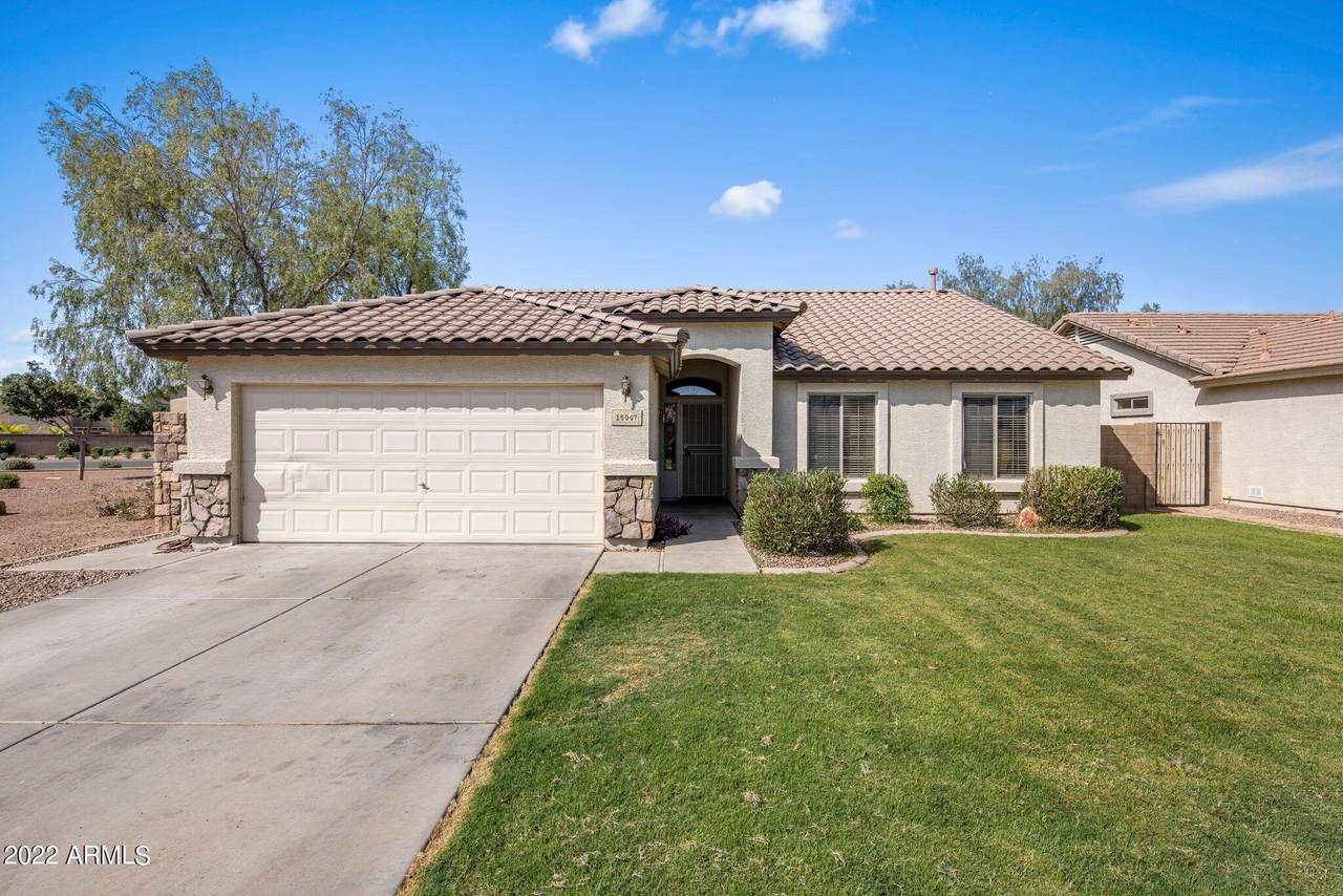 16047 Desert Lane - Photo 1