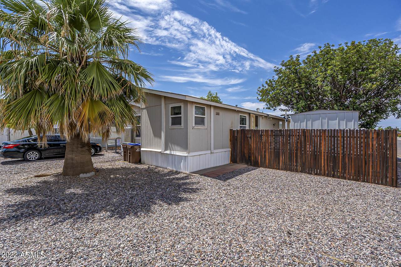 610 Iroquois Drive - Photo 1
