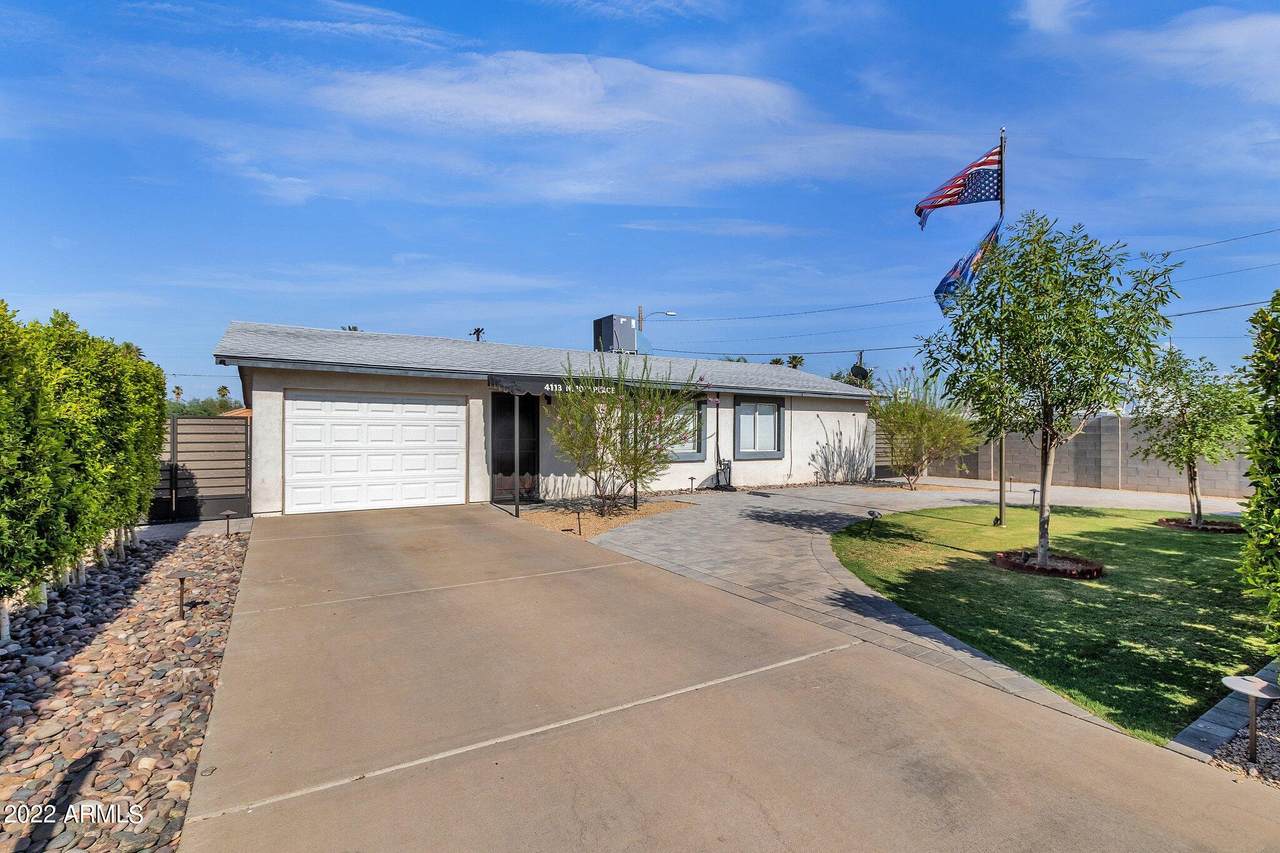 4113 10TH Place - Photo 1