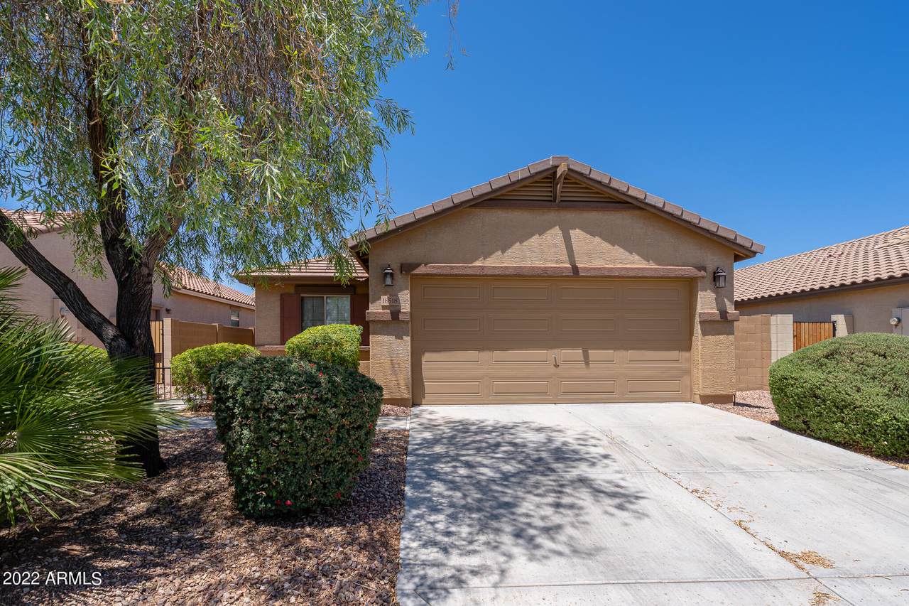 18518 Young Street - Photo 1