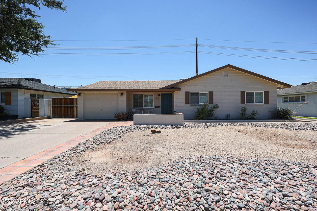 2639 Elm Street - Photo 1