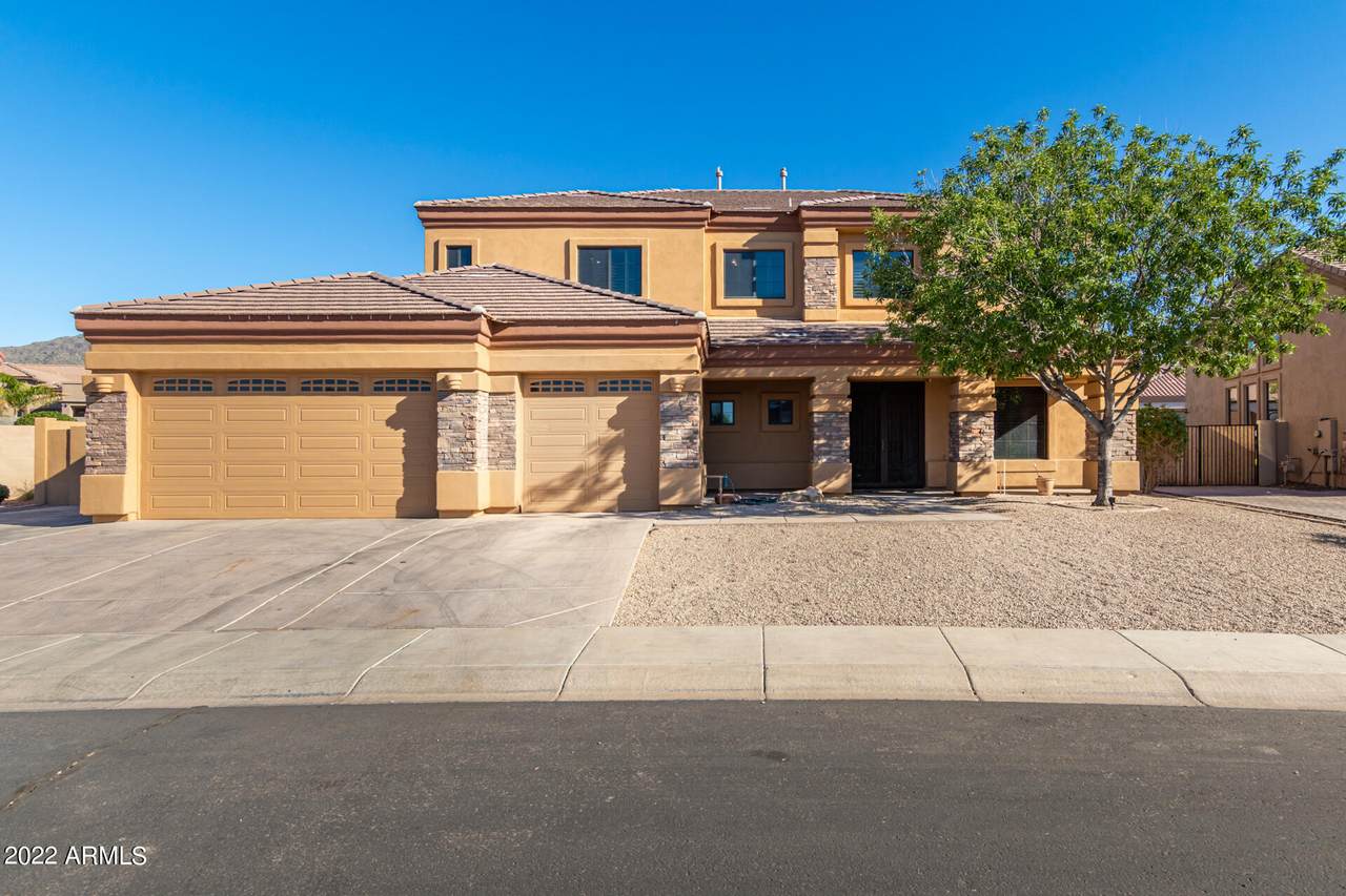 4419 Lodge Drive - Photo 1