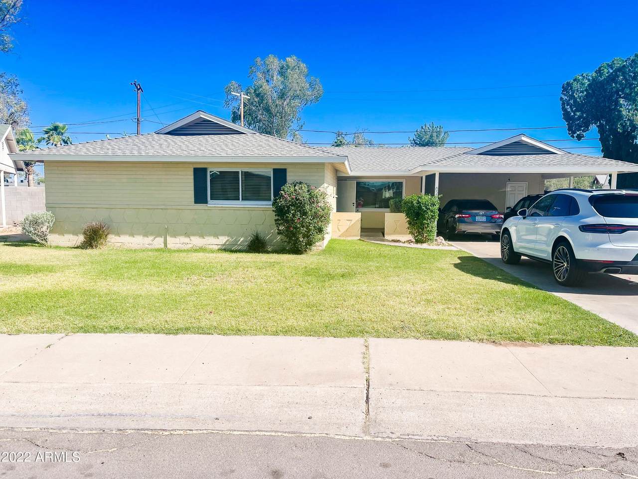627 16TH Street - Photo 1