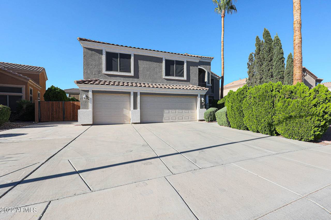 5295 Muriel Drive - Photo 1