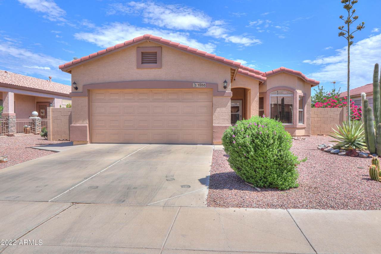 1866 Sandalwood Loop - Photo 1