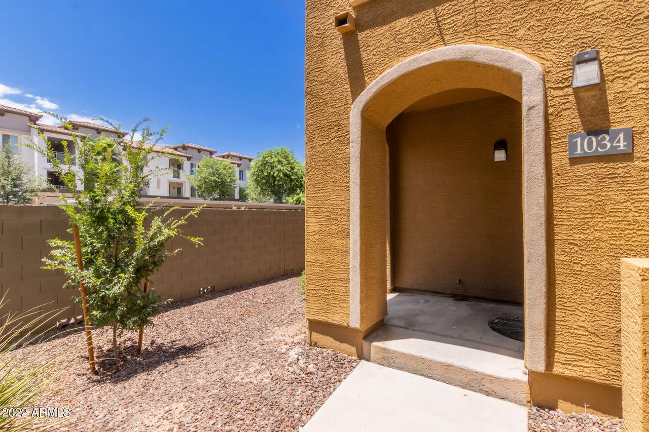 900 94TH Street - Photo 1