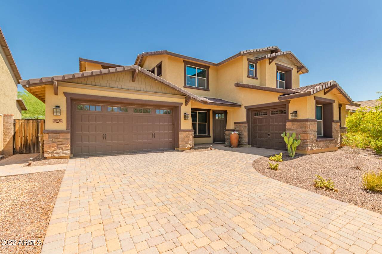 20436 Briarwood Drive - Photo 1