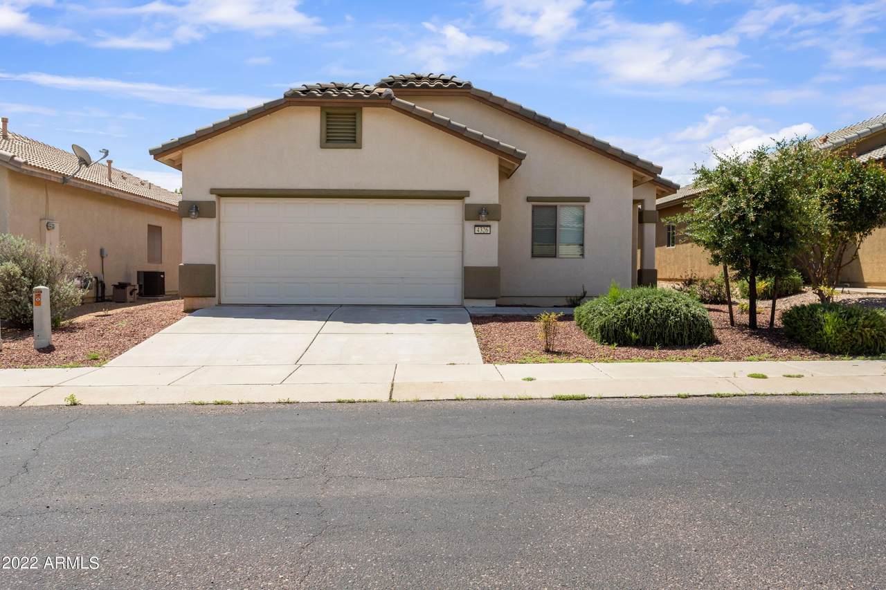 4326 Hennen Court - Photo 1