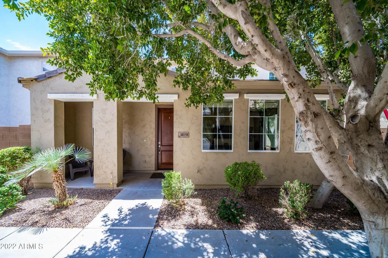 10158 Isleta Avenue - Photo 1
