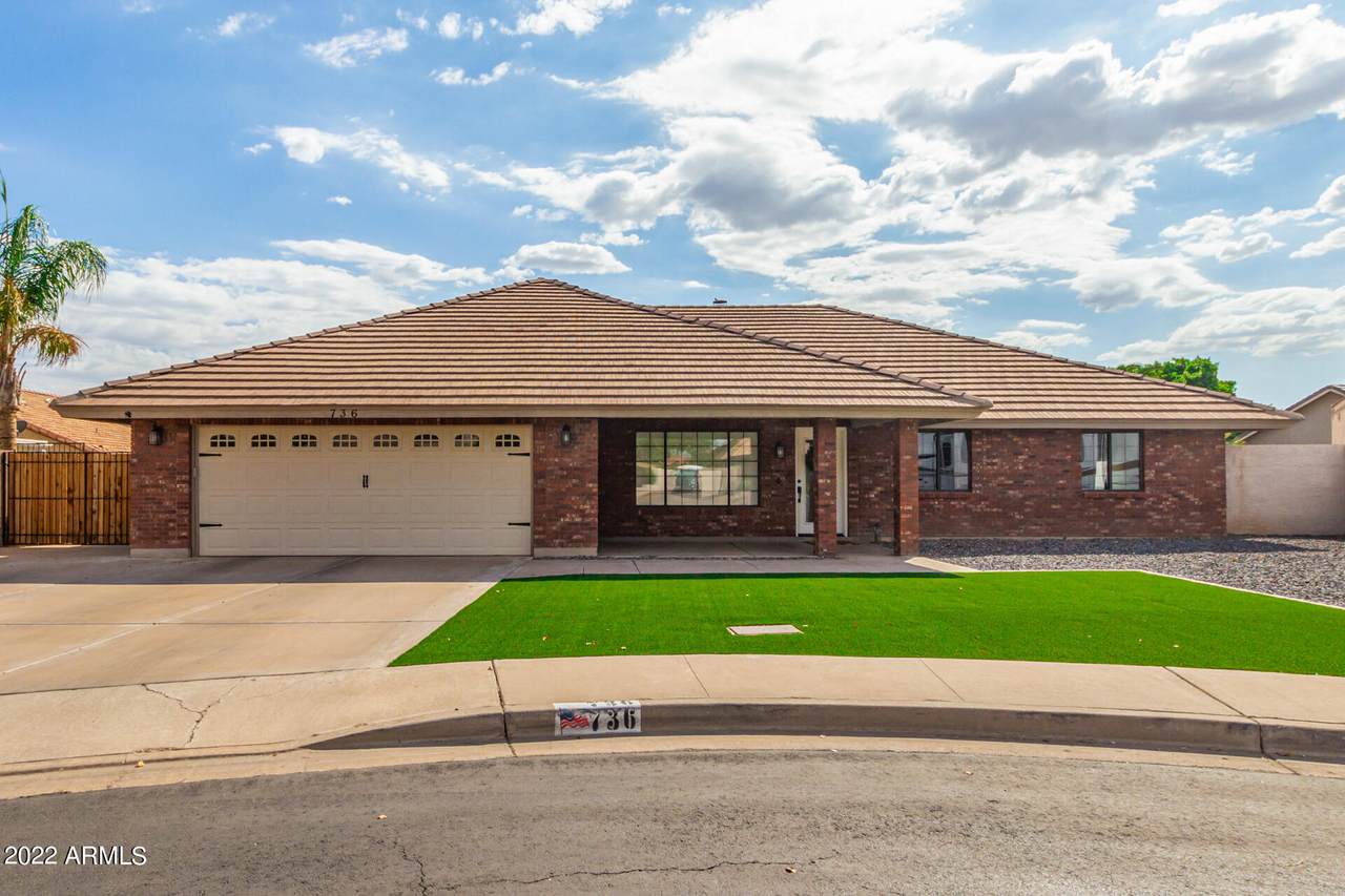 736 Maple Circle - Photo 1
