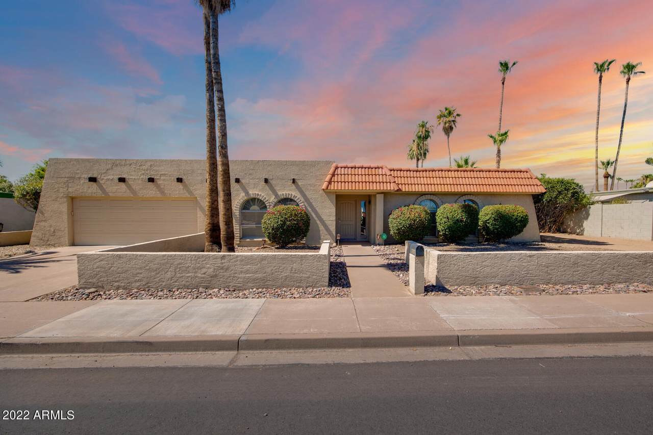 6928 Thunderbird Road - Photo 1
