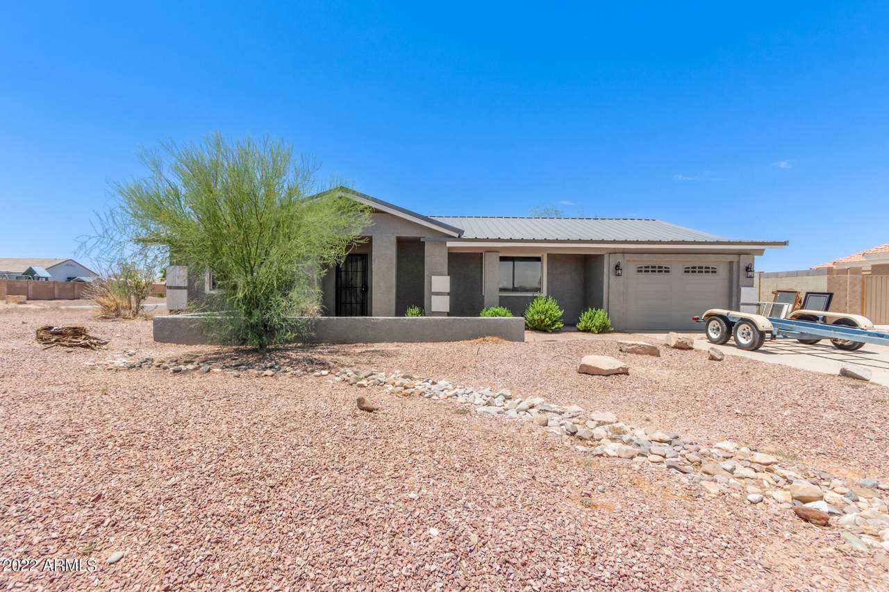 13750 Calumet Road - Photo 1