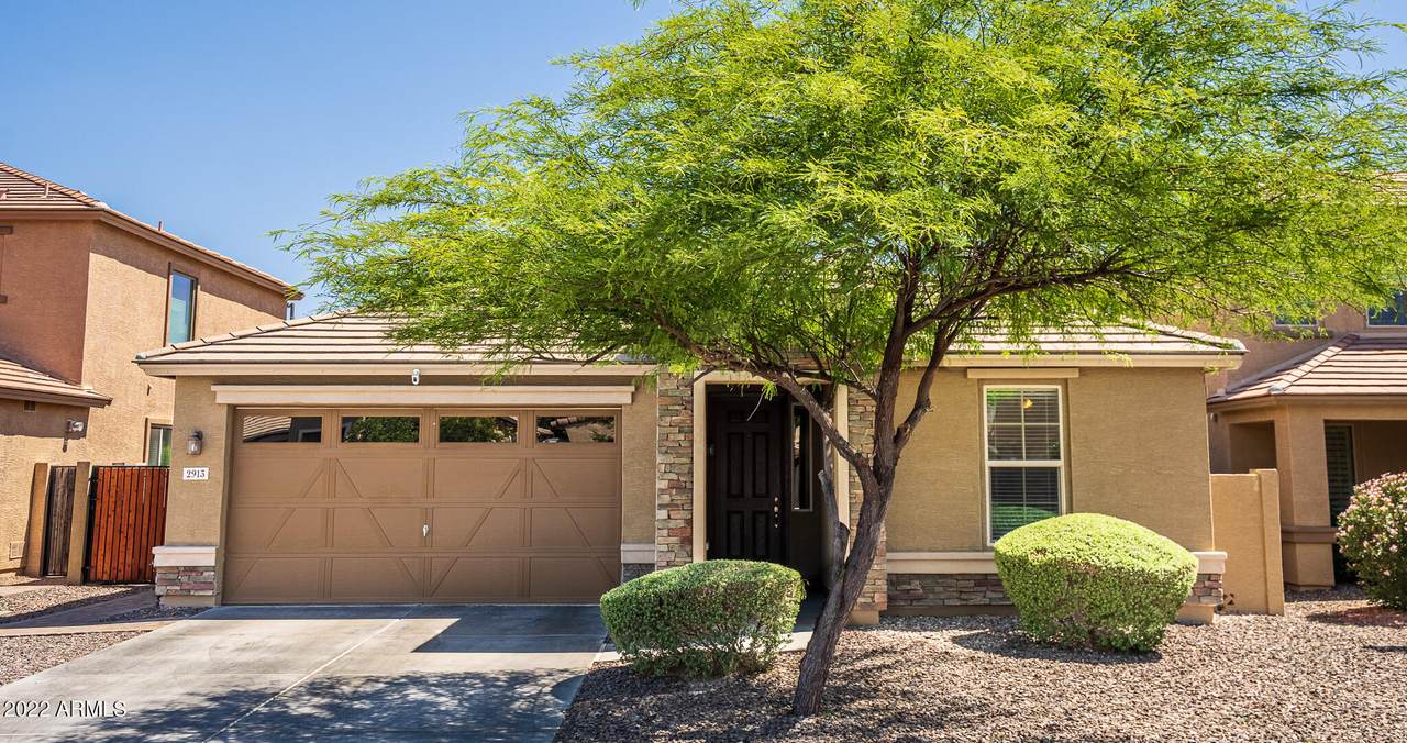 2913 Meadowview Drive - Photo 1