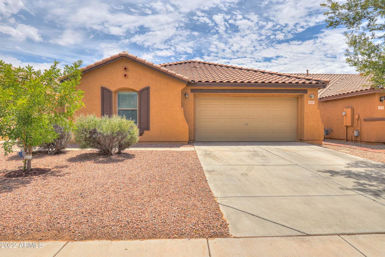 40105 Mary Lou Drive - Photo 1