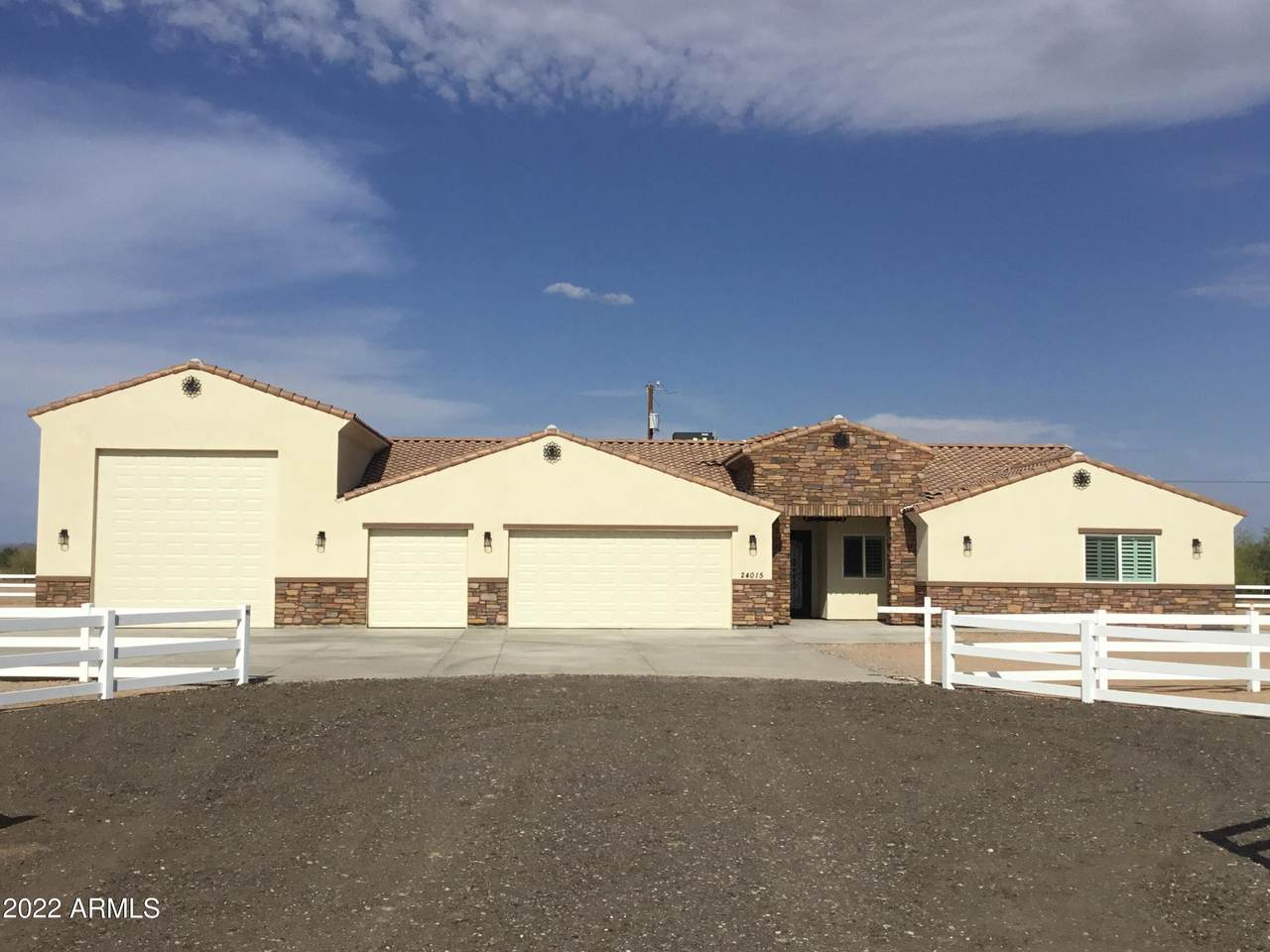 24015 Cavedale Drive - Photo 1
