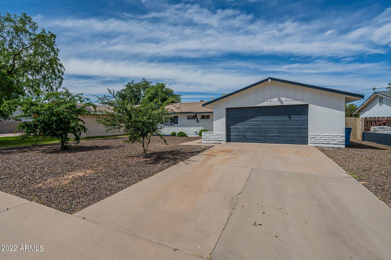 3232 Emile Zola Avenue - Photo 1