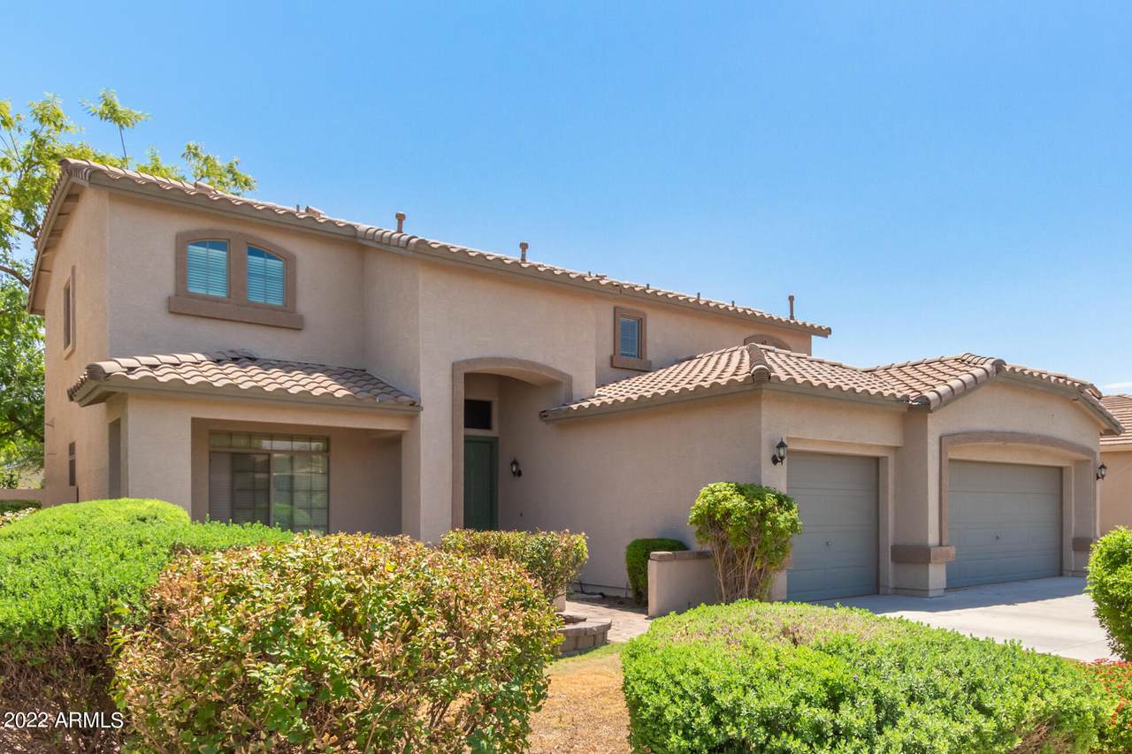 2113 Carla Vista Place - Photo 1